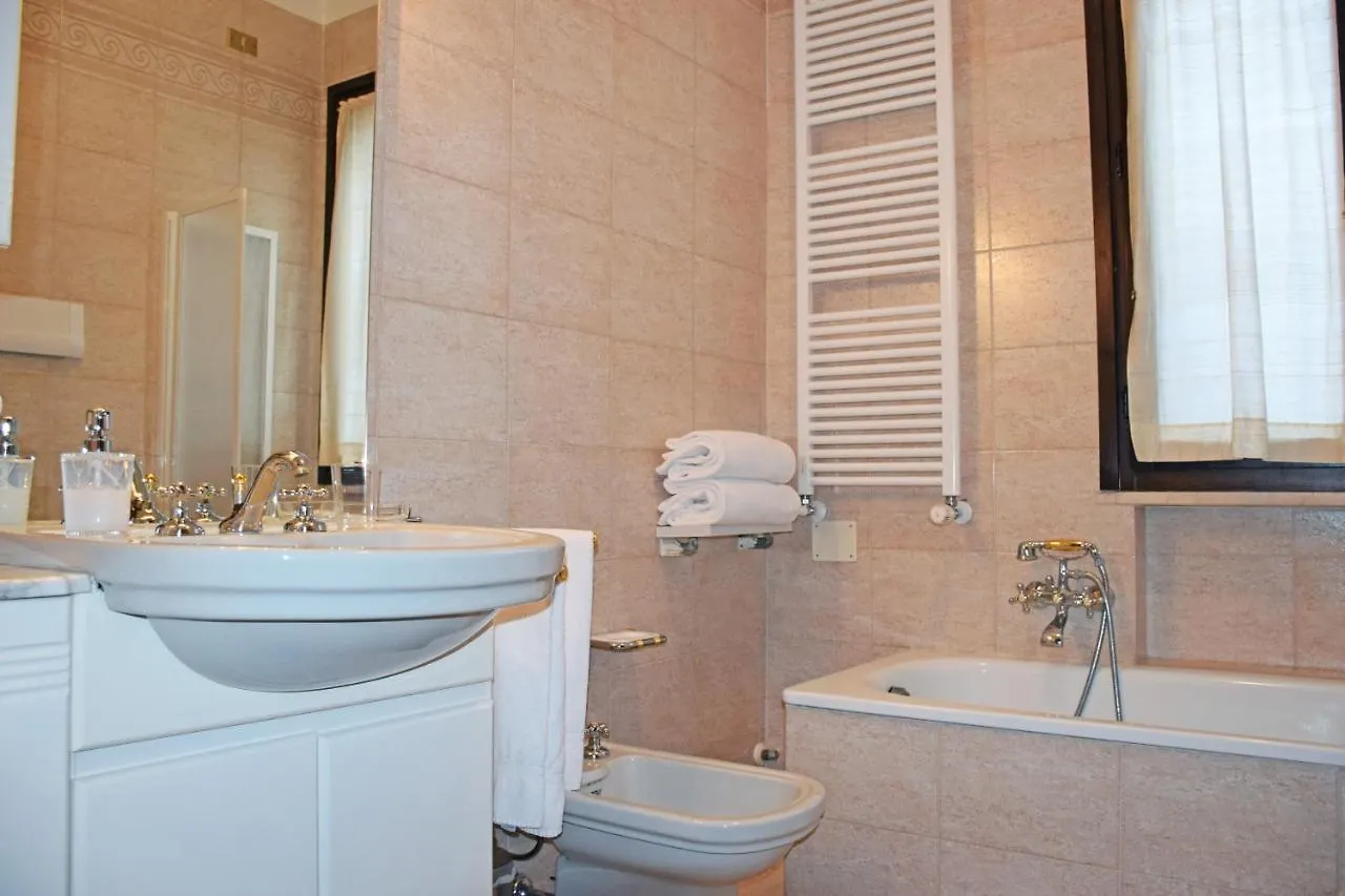 Gasthuis San Nicolo 3 Marchetti Hotel Verona