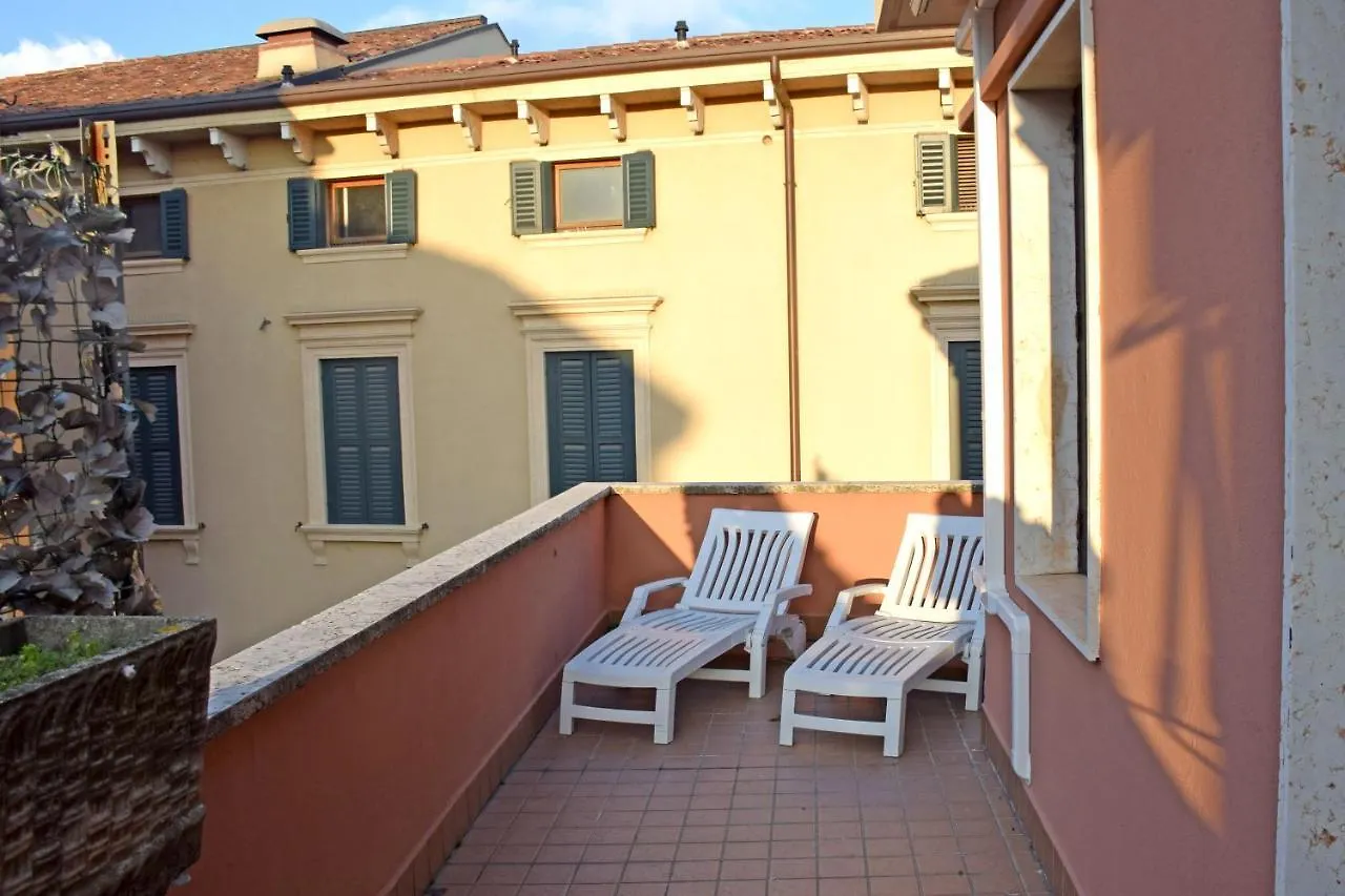 San Nicolo 3 Marchetti Hotel Verona 0*,