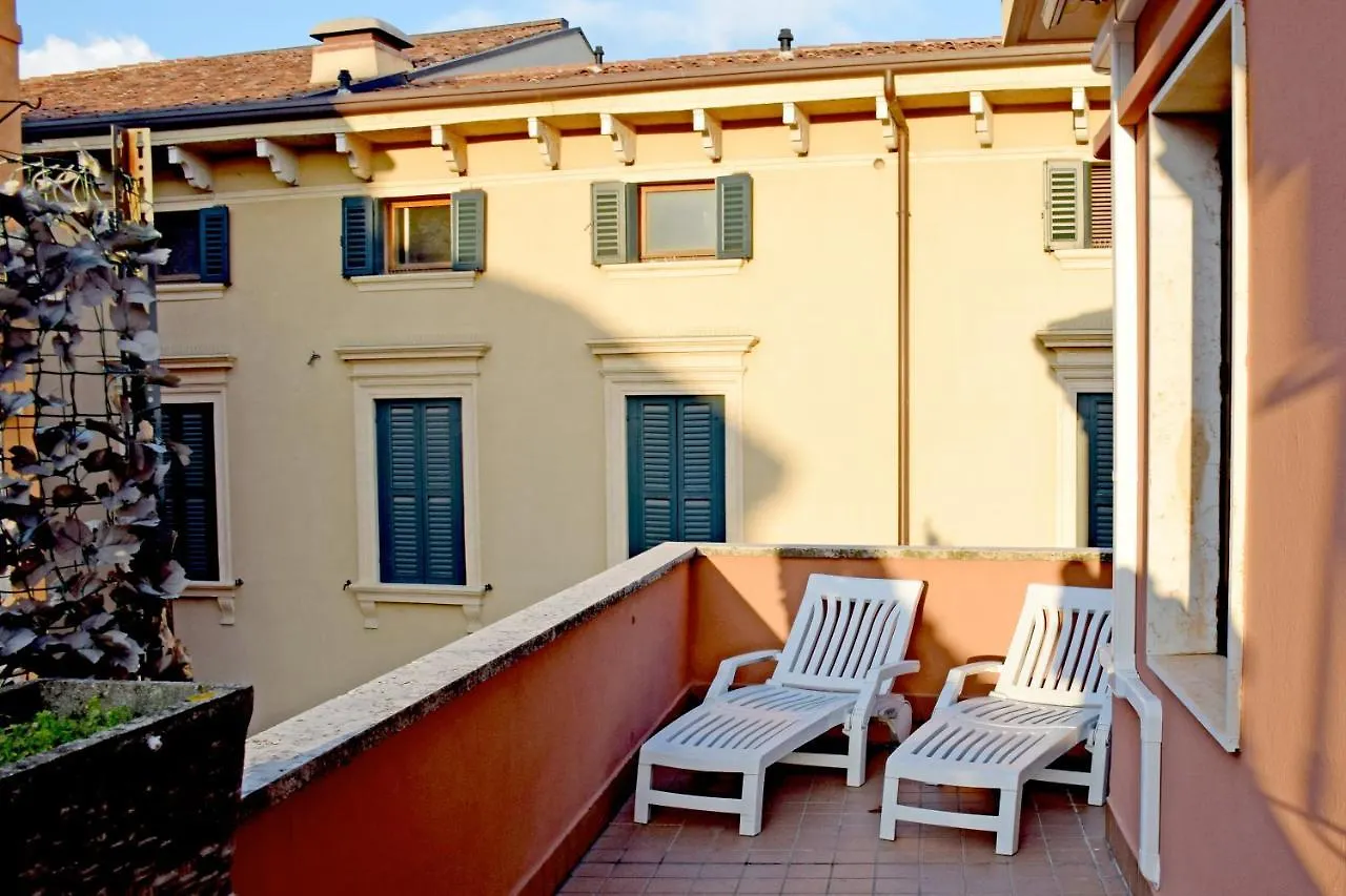Affittacamere San Nicolo 3 Marchetti Hotel Verona Italia