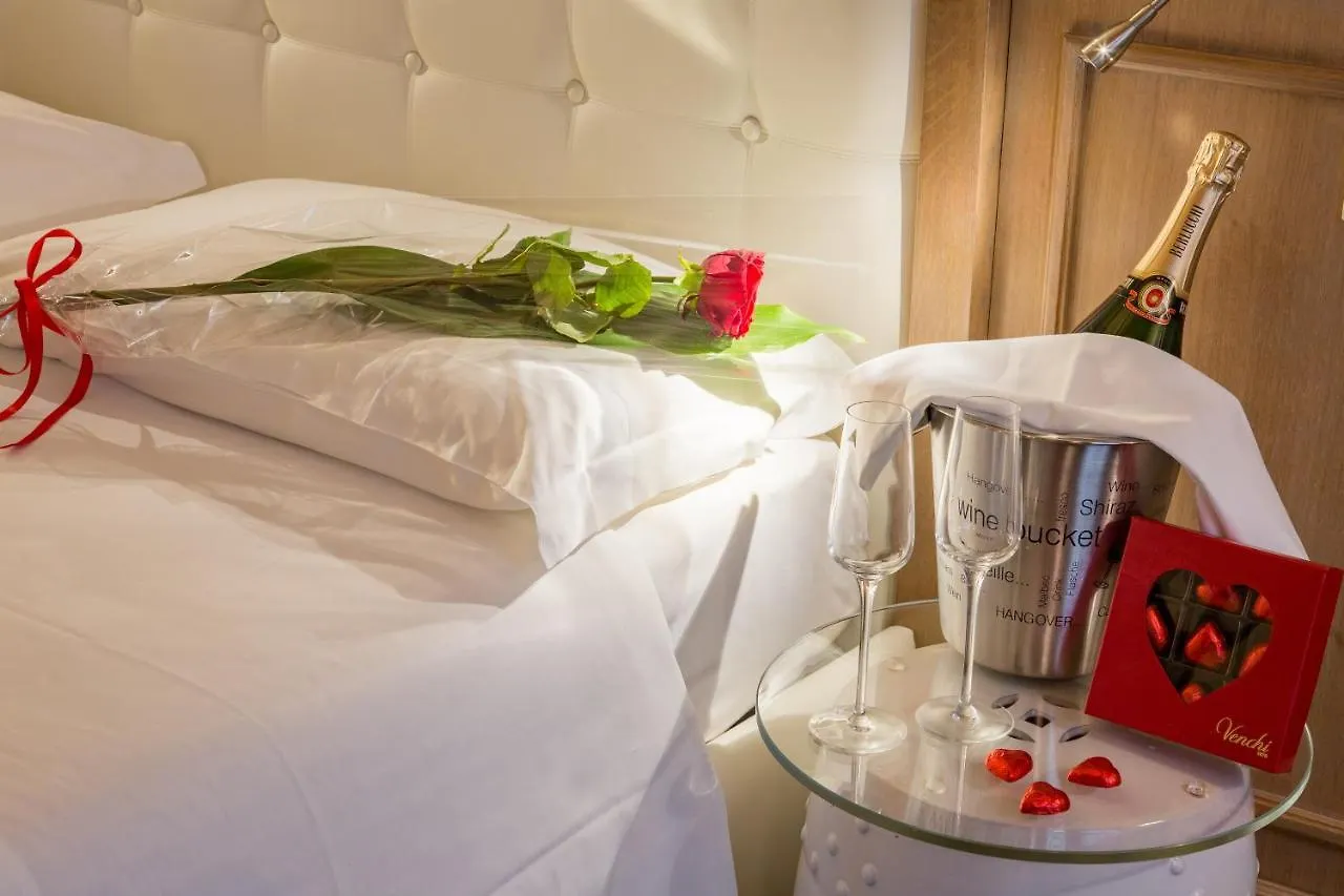 San Nicolo 3 Marchetti Hotel Verona 0*,  Italy